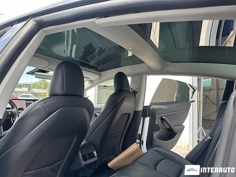 Tesla Model 3 2021 — Миниатюра 18