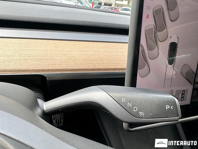 Tesla Model 3 2021 — Миниатюра 15
