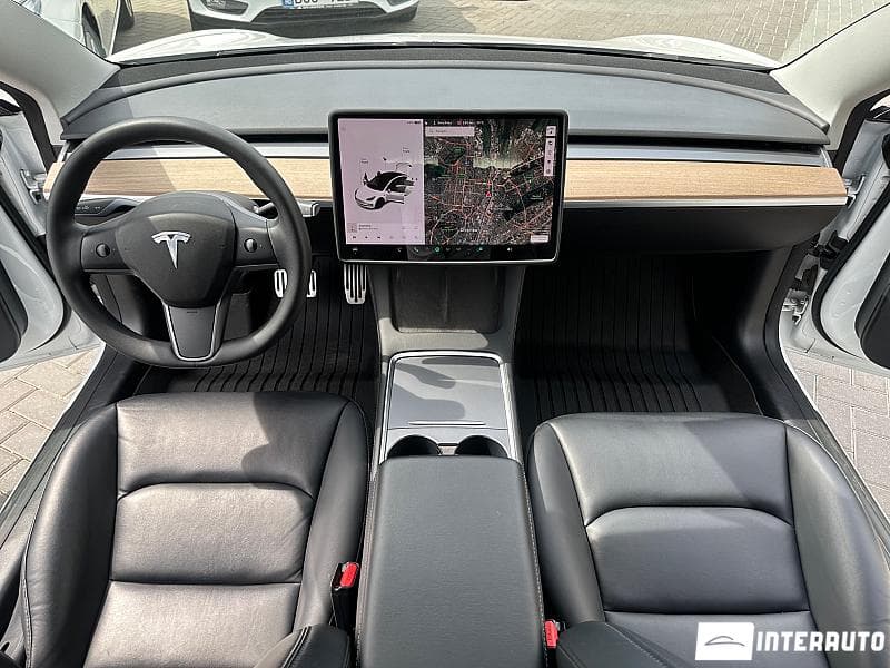 Tesla Model 3 2021 — Миниатюра 7