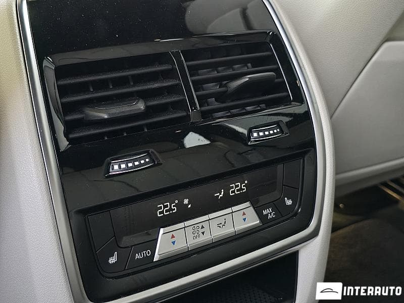 2020 BMW X5 4.0i — Miniatură 22