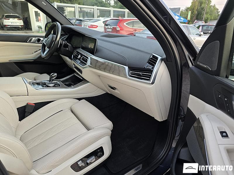 2020 BMW X5 4.0i — Miniatură 18