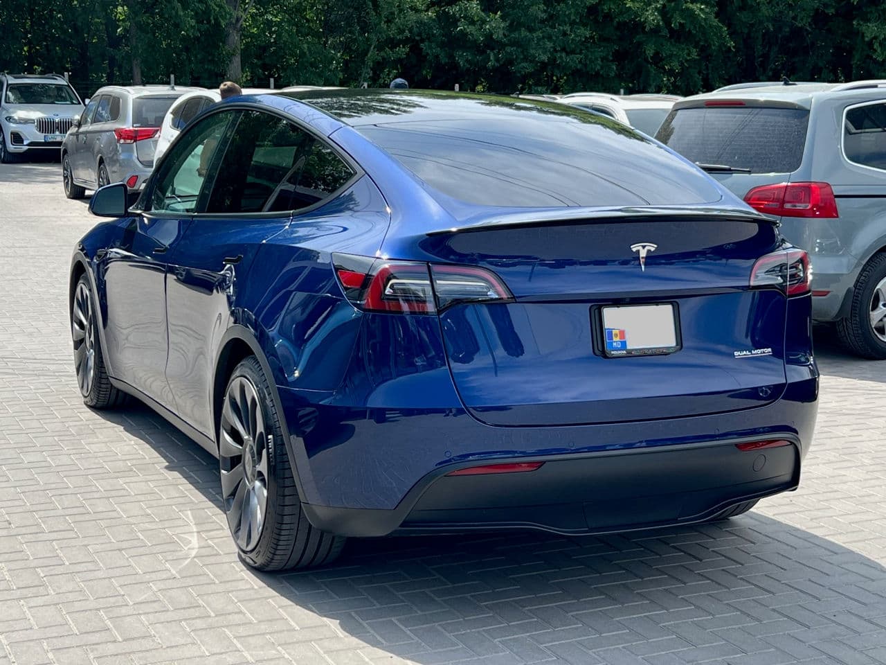 Tesla Model Y 2022 — Миниатюра 4