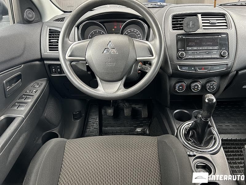 2016 Mitsubishi ASX — Miniatură 7