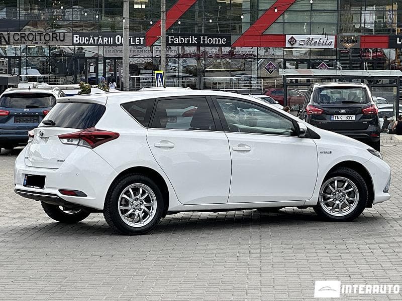 Toyota Auris 2017 — Миниатюра 3