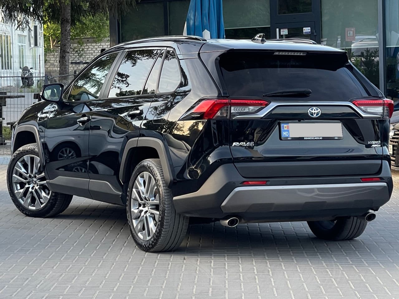 Toyota Rav-4 2021 — Миниатюра 4