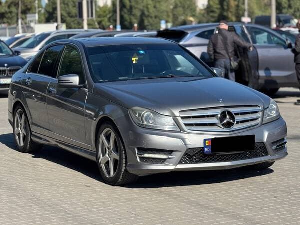 2012 Mercedes C 250 — Miniatură 2