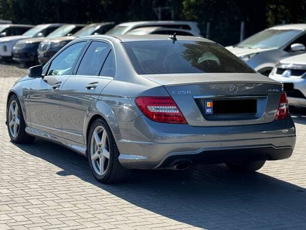 2012 Mercedes C 250 — Miniatură 4
