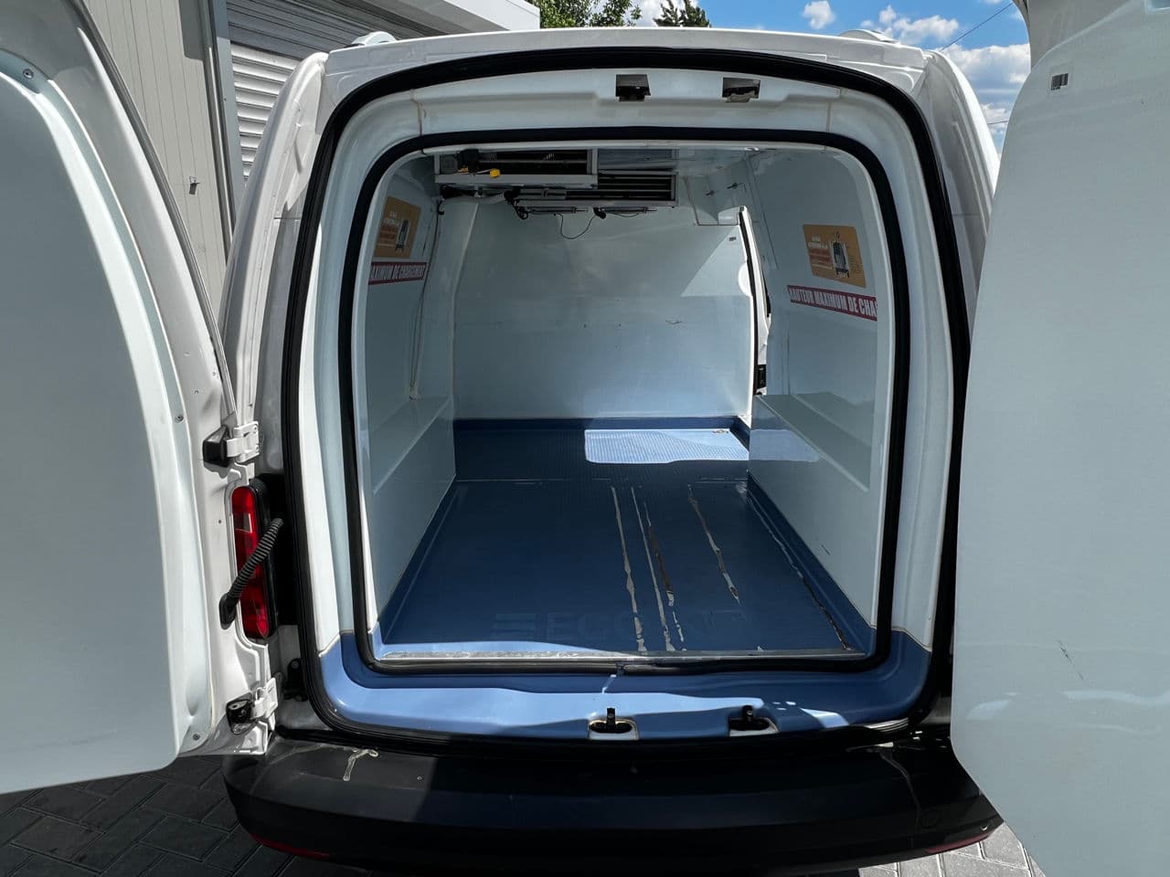 Volkswagen Caddy Maxi 2016 — Миниатюра 14