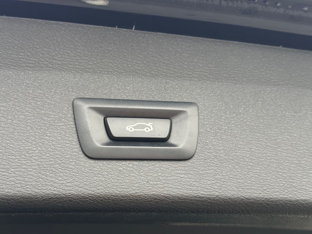 2020 BMW X1 1.6D — Miniatură 17