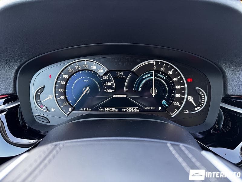 2019 BMW 530e — Miniatură 12