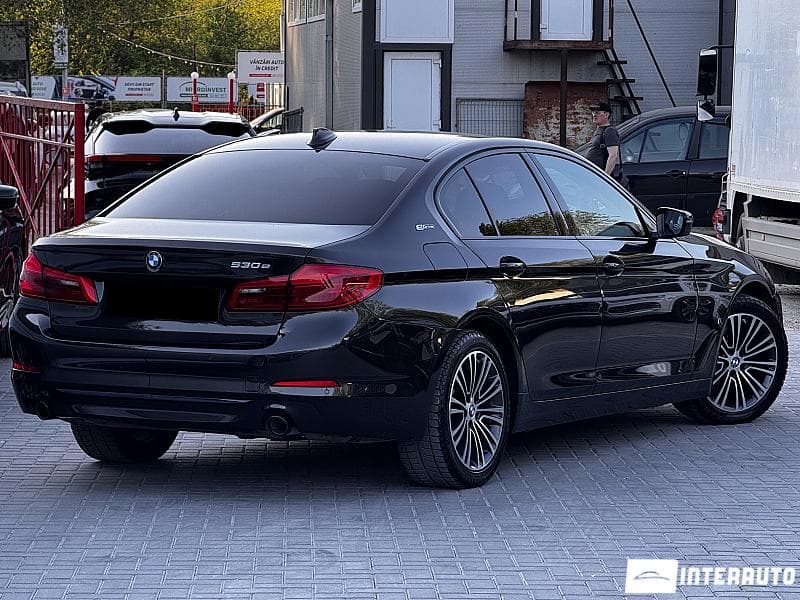 2019 BMW 530e — Miniatură 2