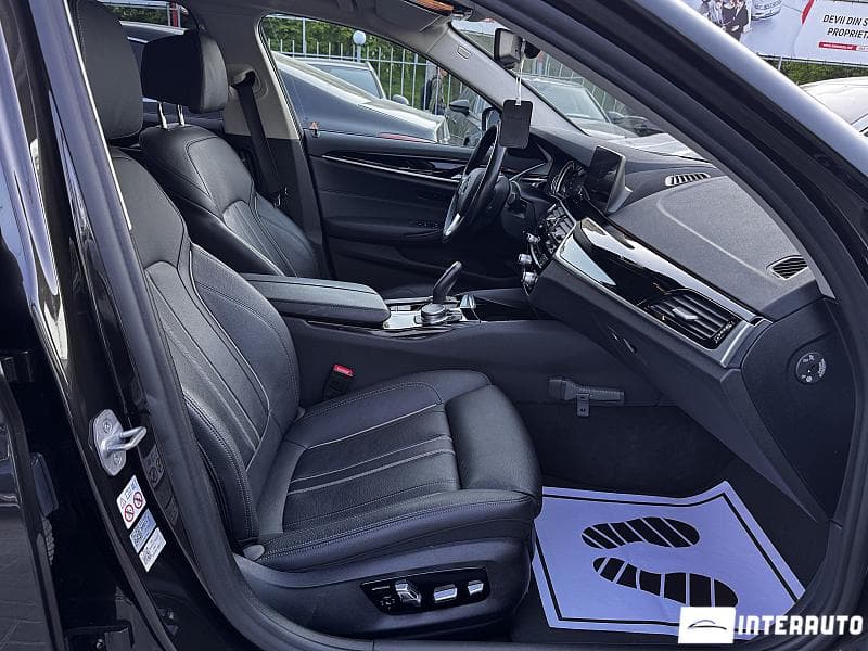 2019 BMW 530e — Miniatură 6
