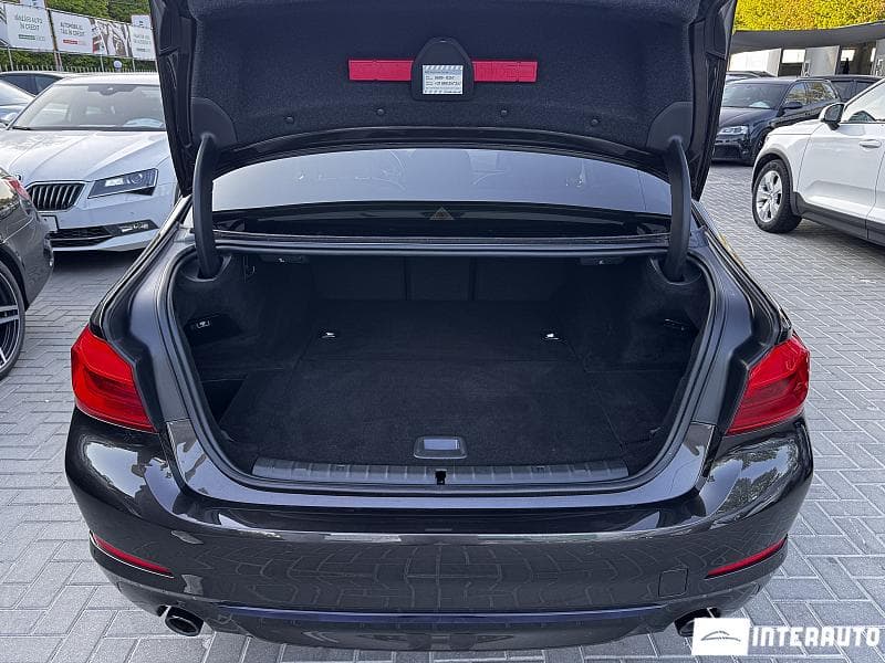 2019 BMW 530e — Miniatură 20