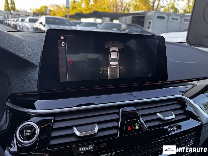 2019 BMW 530e — Miniatură 14
