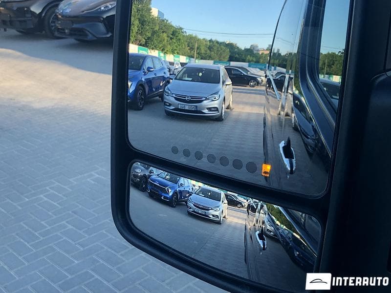 Mercedes Sprinter 2016 — Миниатюра 5