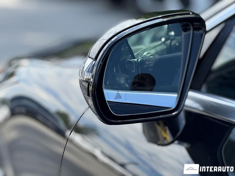 Mercedes E 220 2019 — Миниатюра 6