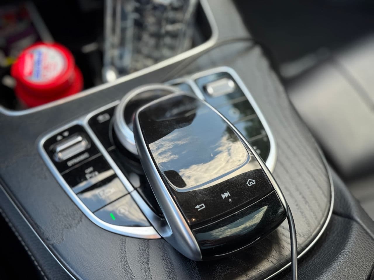 Mercedes E 220 2019 — Миниатюра 16