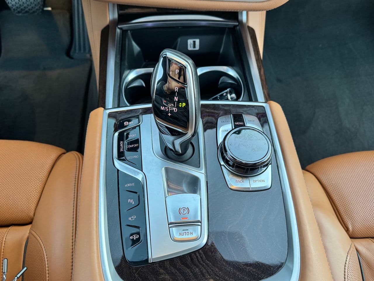 BMW 740e 2017 — Миниатюра 15