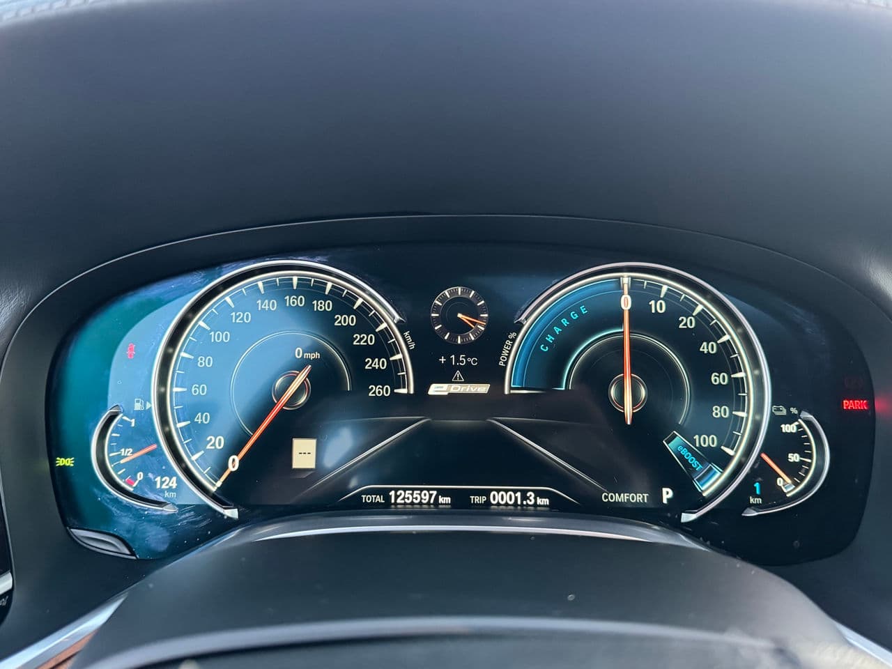 BMW 740e 2017 — Миниатюра 11