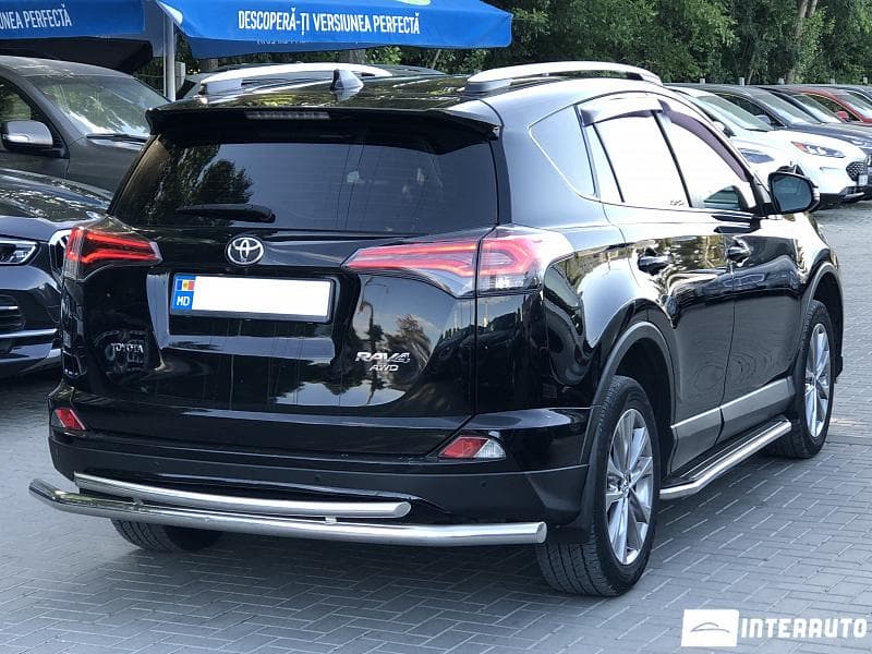 Toyota Rav-4 2017 — Миниатюра 4