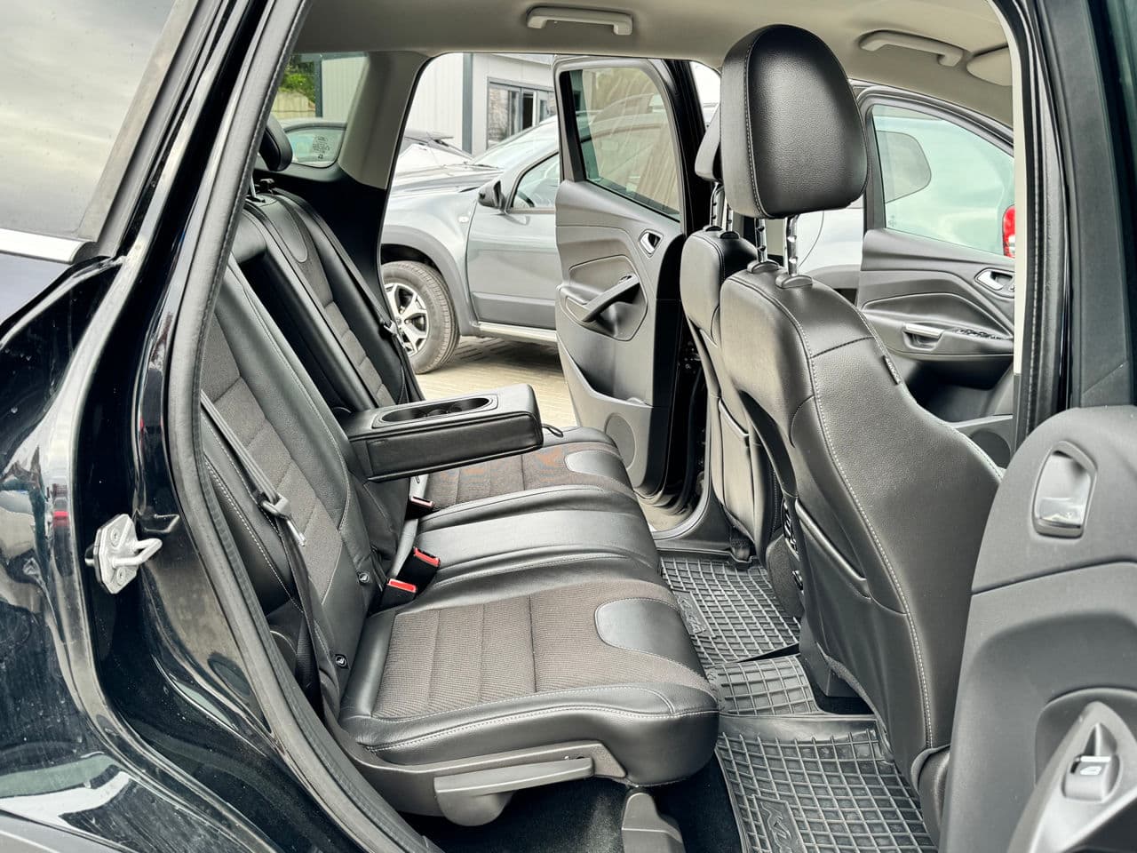 Ford Kuga 2015 — Миниатюра 14