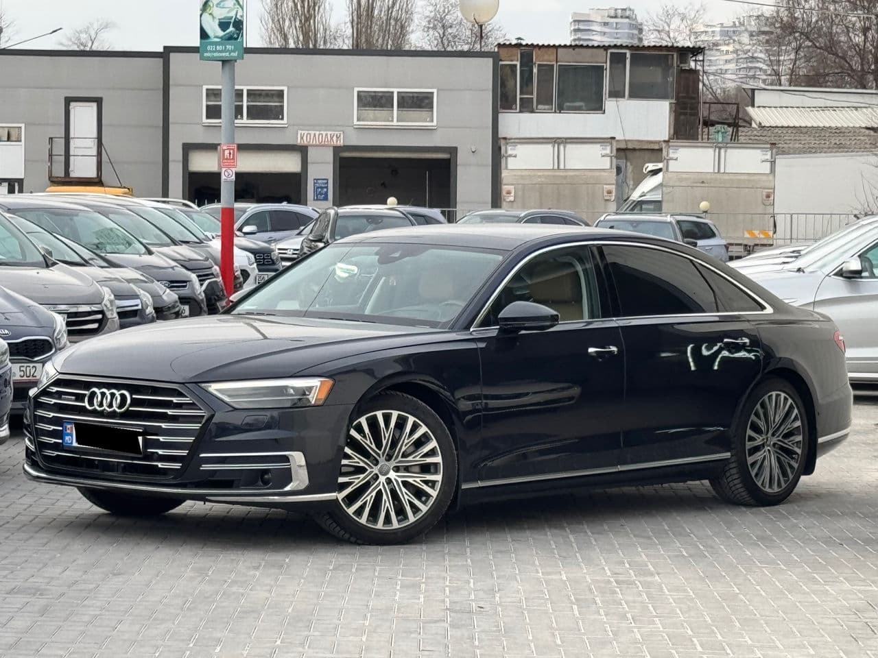 Audi A8