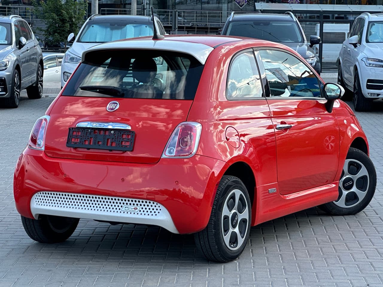 Fiat 500E 2016 — Миниатюра 3