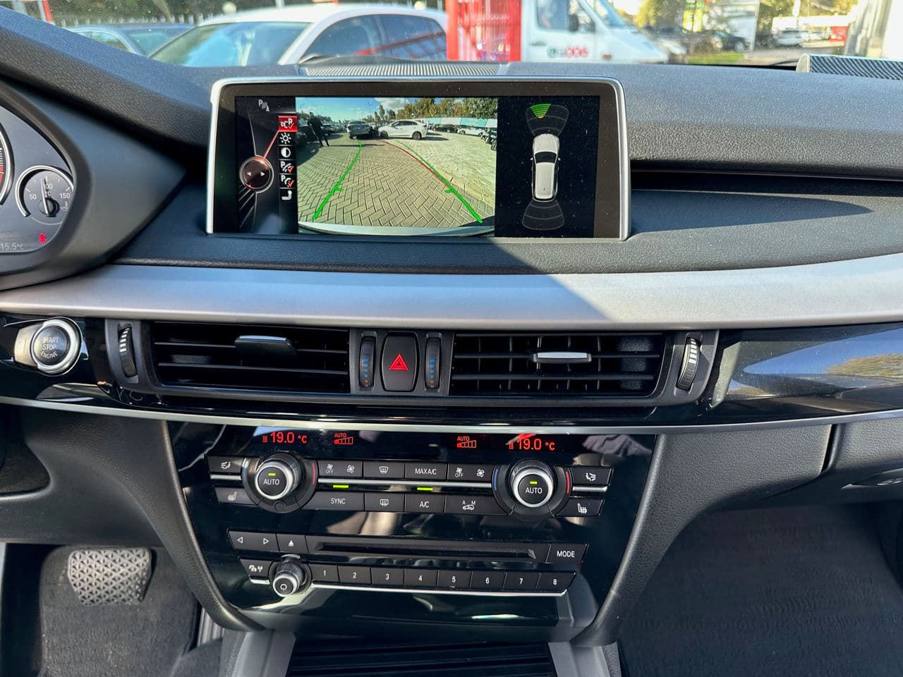 BMW X5 2.5D 2014 — Миниатюра 10