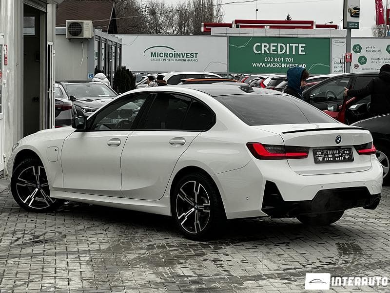 BMW 330E 2022 — Миниатюра 4