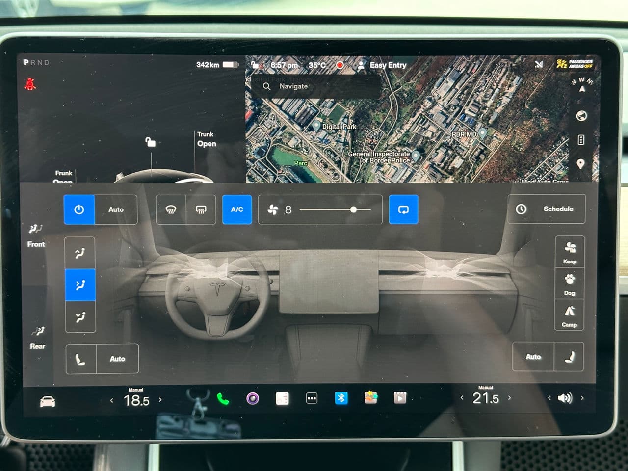 Tesla Model 3 2019 — Миниатюра 12