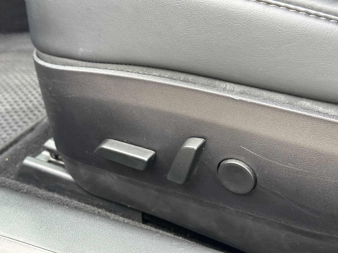 Tesla Model 3 2019 — Миниатюра 16
