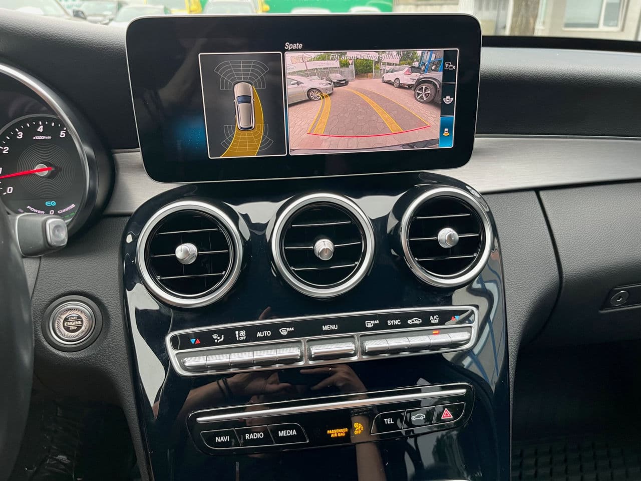 Mercedes C 200 2018 — Миниатюра 11