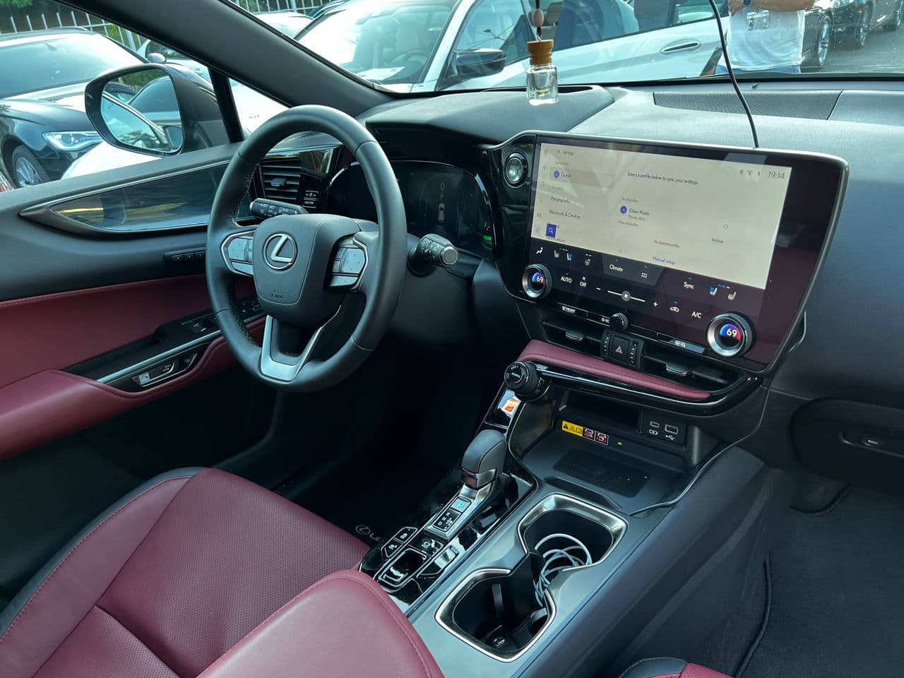 Lexus NX 350H 2022 — Миниатюра 6