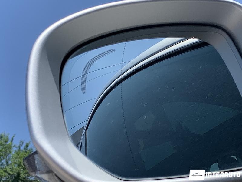 Volvo XC 60 2018 — Миниатюра 6