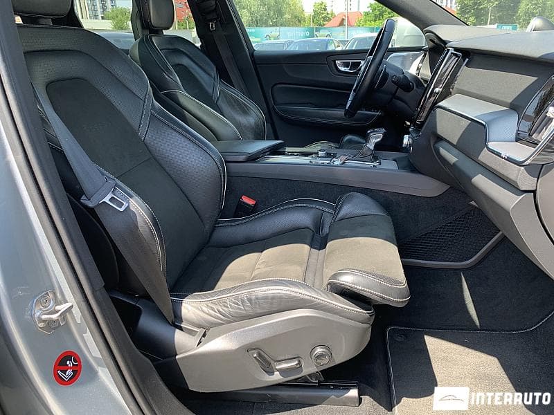 Volvo XC 60 2018 — Миниатюра 21