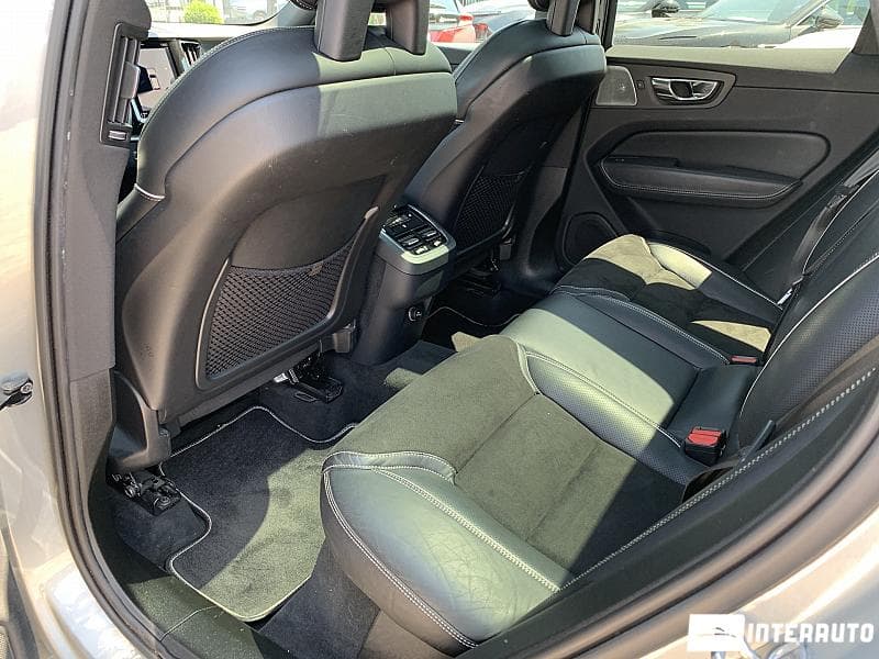 Volvo XC 60 2018 — Миниатюра 26