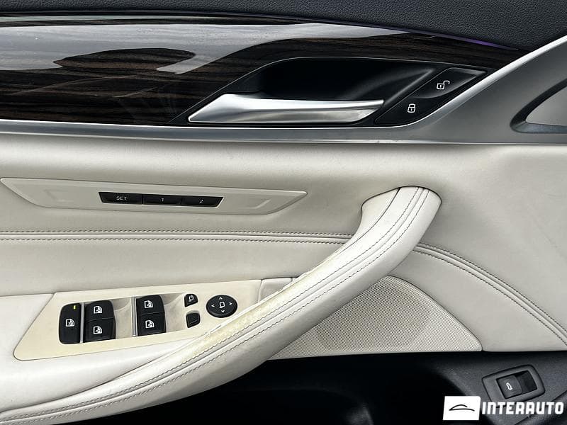 BMW 540 2018 — Миниатюра 17