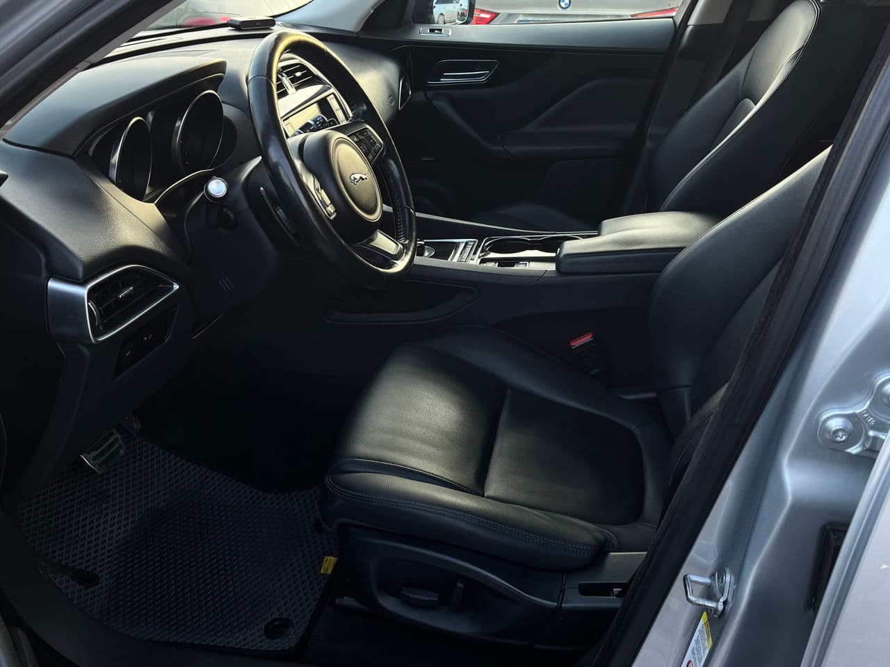 Jaguar F-Pace 2016 — Миниатюра 6