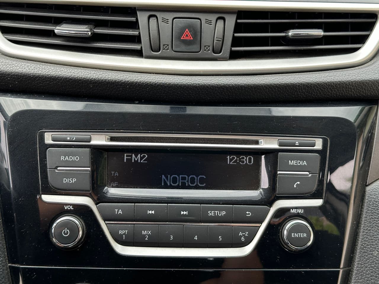 Nissan Qashqai 2015 — Миниатюра 7