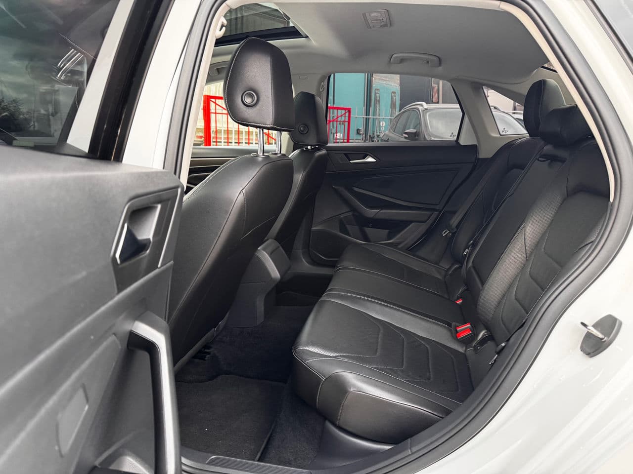 Volkswagen Jetta 2018 — Миниатюра 7