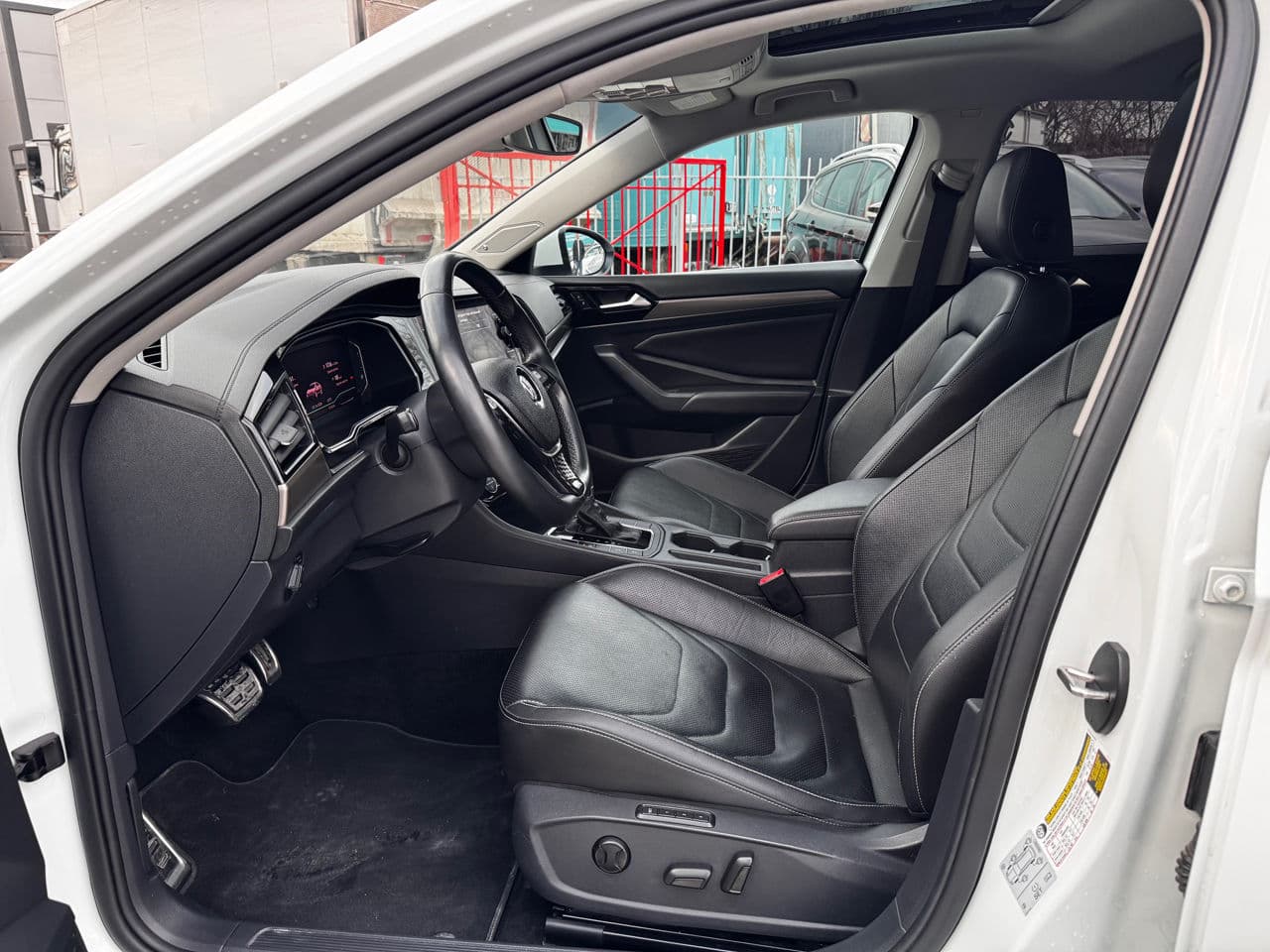 Volkswagen Jetta 2018 — Миниатюра 5