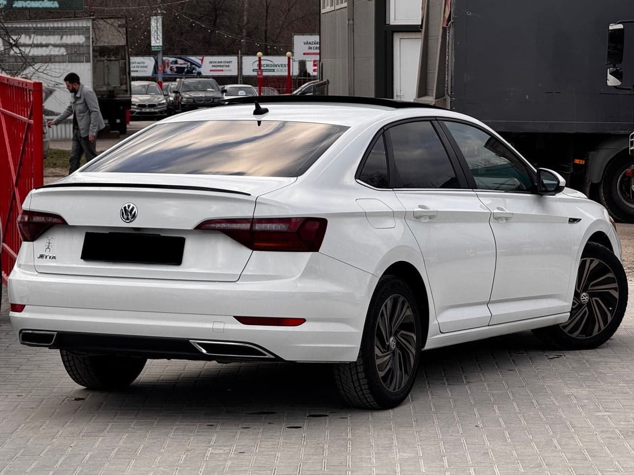 Volkswagen Jetta 2018 — Миниатюра 2