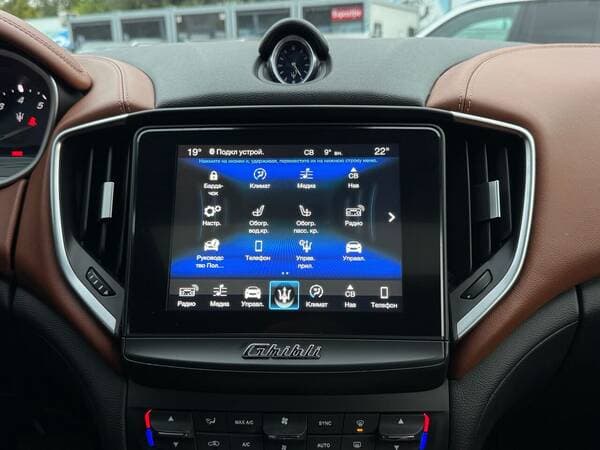 2017 Maserati Ghibli — Miniatură 13