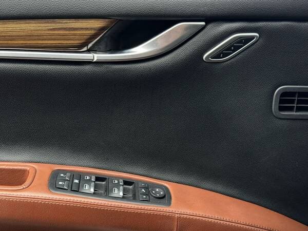 2017 Maserati Ghibli — Miniatură 18