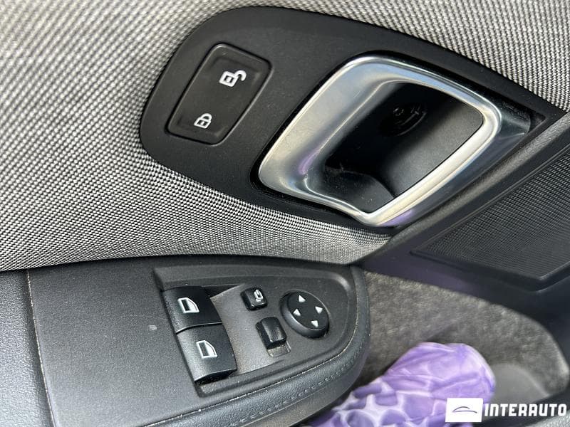 BMW i3 2016 — Миниатюра 7