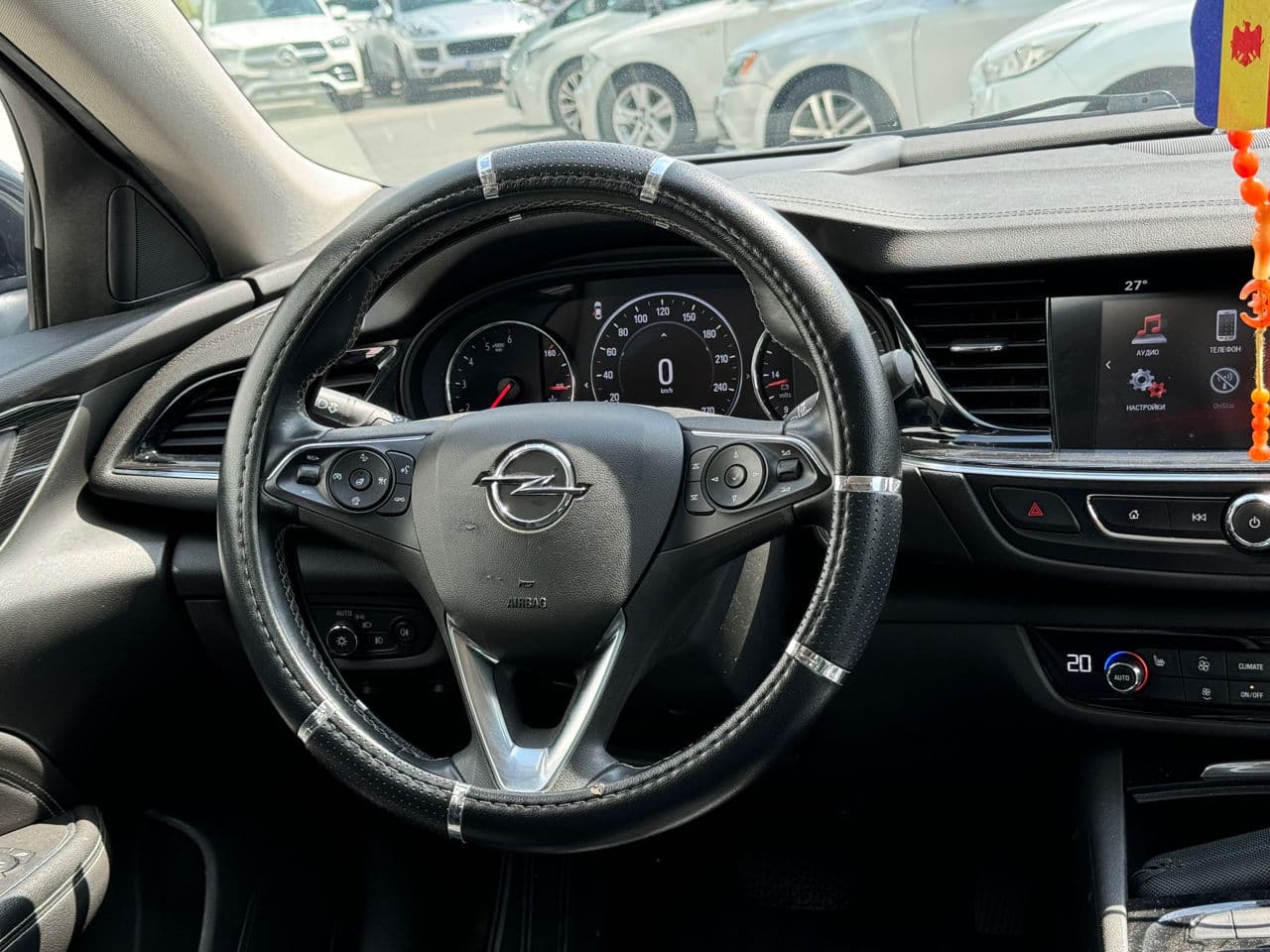 Opel Insignia 2018 — Миниатюра 8