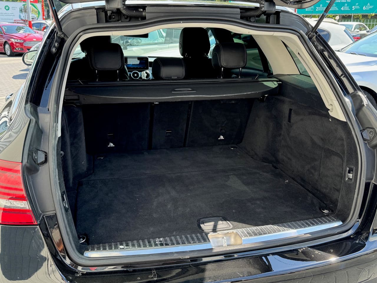 Mercedes C 200 2019 — Миниатюра 21