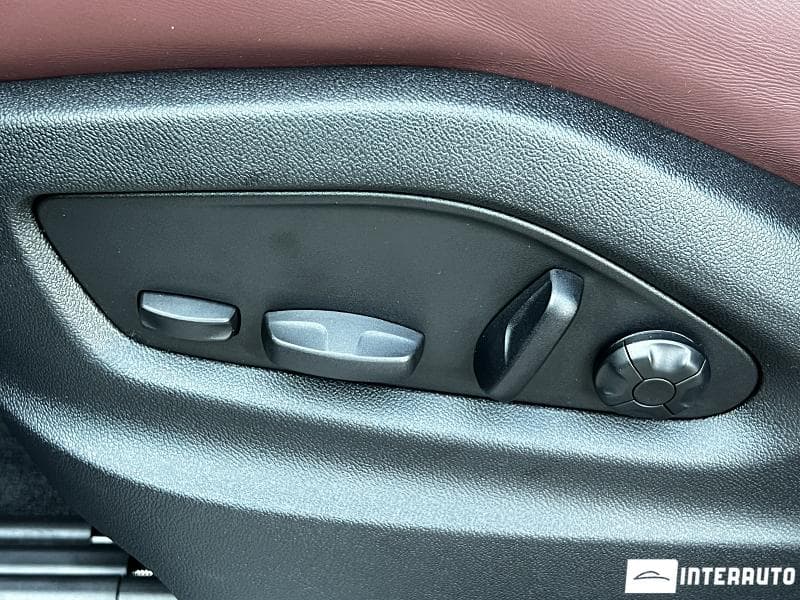 Porsche Cayenne 2024 — Миниатюра 19