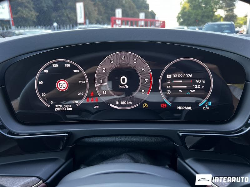 Porsche Cayenne 2024 — Миниатюра 9