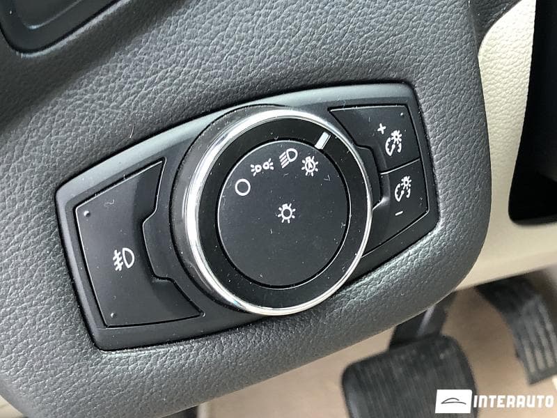Ford C-MAX 2014 — Миниатюра 17